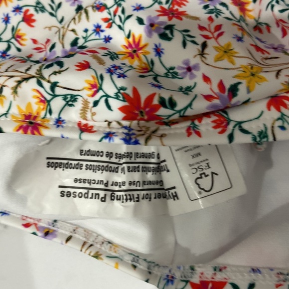 3x 24w-26w beautiful floral bikini ❤️🔥 NWT time and tru - Picture 13 of 15